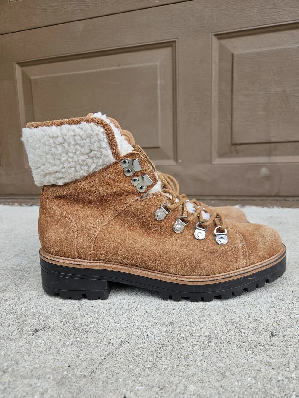 MARC FISHER LTD SIZE 8M MLIZZIE SUEDE LEATHER SHERPA LINED WOMEN'S BOOTS SIZE 8M